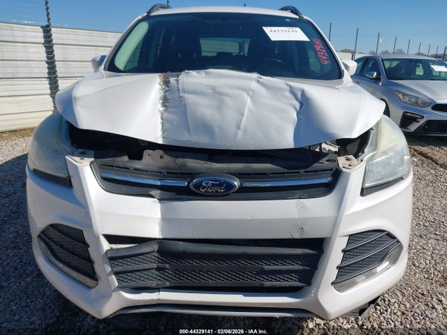 2015 Ford Escape Se მანქანა იყიდება აუქციონზე, vin: 1FMCU0GX4FUC24440, აუქციონის ნომერი: 44329141