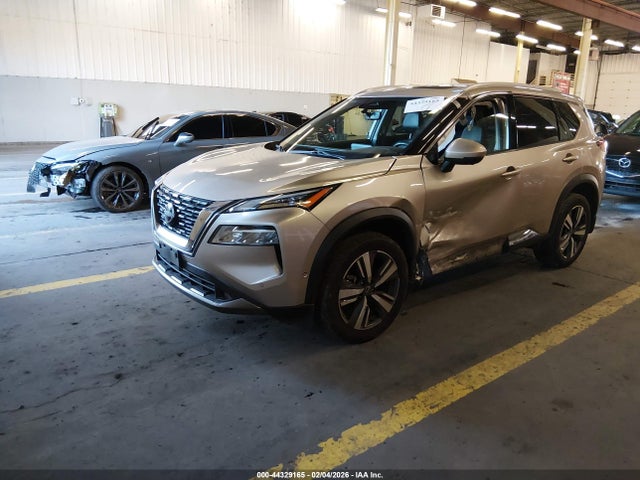 JN8BT3CB2NW332139 Nissan Rogue Sl Intelligent Awd