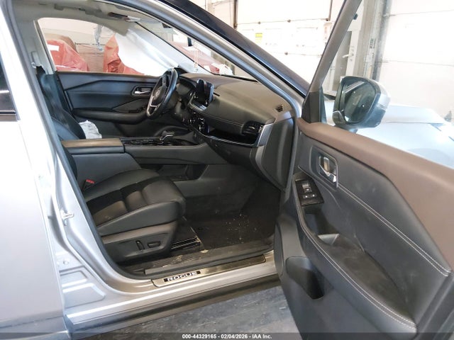JN8BT3CB2NW332139 Nissan Rogue Sl Intelligent Awd