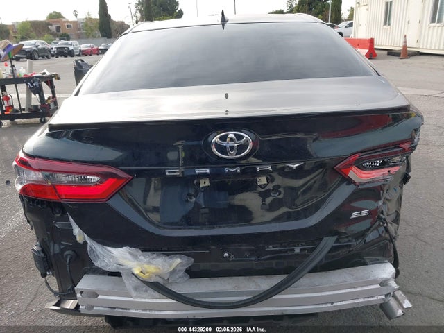 4T1T11AK8RU260504 Toyota CAMRY SE