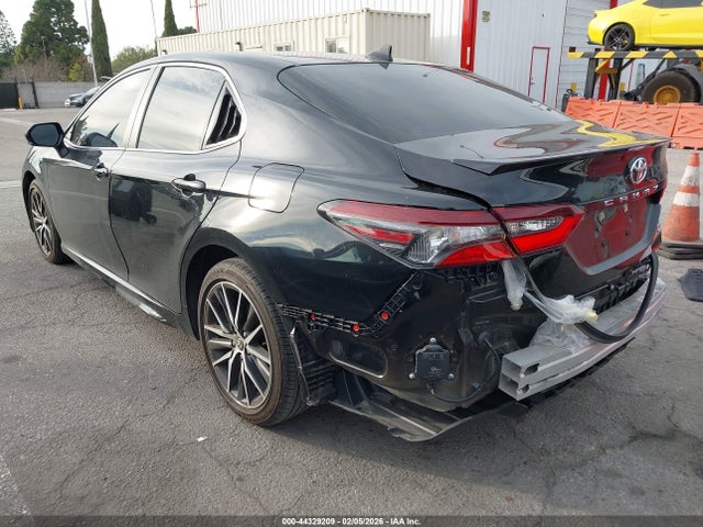 4T1T11AK8RU260504 Toyota CAMRY SE