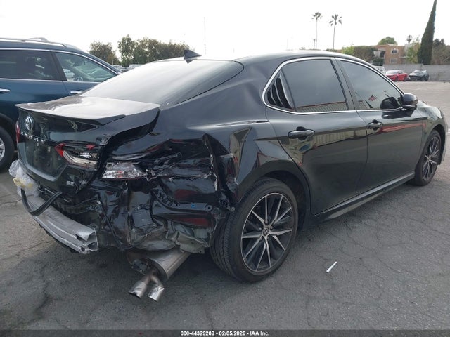 4T1T11AK8RU260504 Toyota CAMRY SE