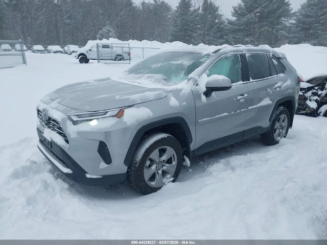 Toyota Rav4 Xle 2024 2T3P1RFV0RC484149 Image 2