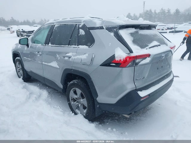 Toyota Rav4 Xle 2024 2T3P1RFV0RC484149 Image 3