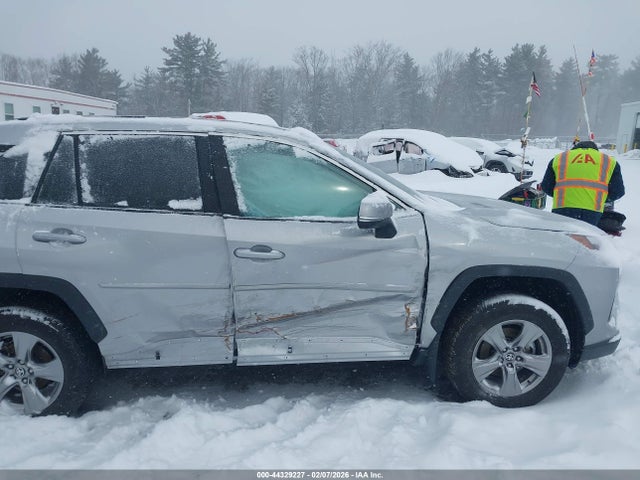 Toyota Rav4 Xle 2024 2T3P1RFV0RC484149 Image 6