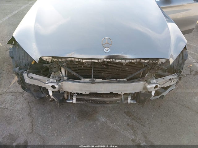 55SWF4KB1FU008292 Mercedes-Benz C 300 Luxury 4matic