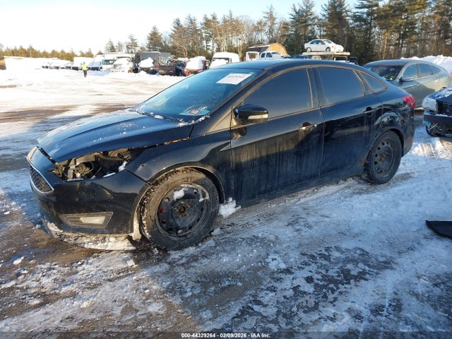 Ford FOCUS SE 2016 1FADP3F20GL228005 Image 2