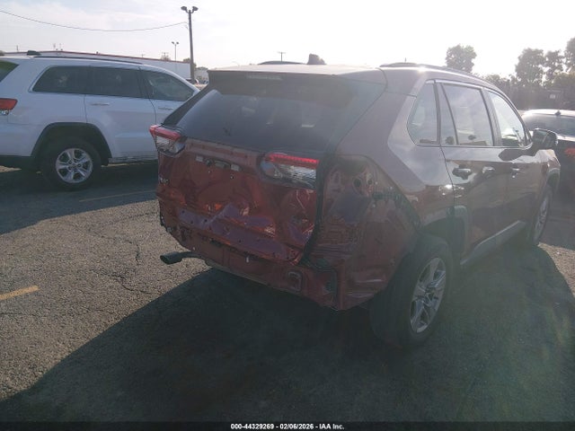 2T3W1RFV1NW196158 Toyota Rav4 Xle