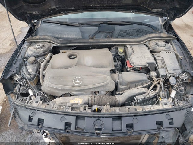 44329278 :رقم المزاد ، WDCTG4EB4JJ421946 vin ، 2018 Mercedes-benz Gla 250 مزاد بيع