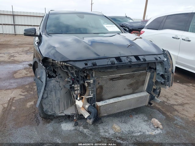 44329278 :رقم المزاد ، WDCTG4EB4JJ421946 vin ، 2018 Mercedes-benz Gla 250 مزاد بيع