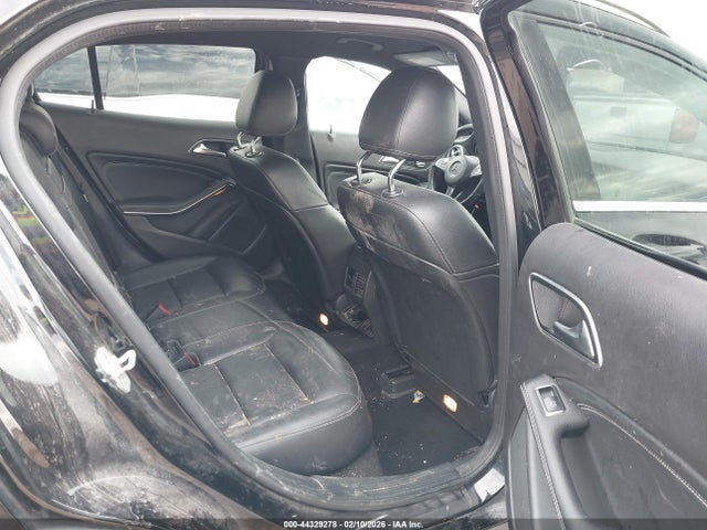 44329278 :رقم المزاد ، WDCTG4EB4JJ421946 vin ، 2018 Mercedes-benz Gla 250 مزاد بيع