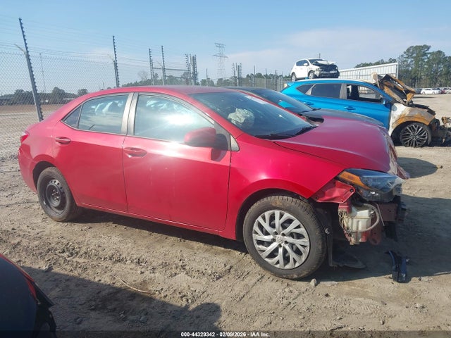 Toyota COROLLA LE 2018 5YFBURHE7JP759270 Image 14