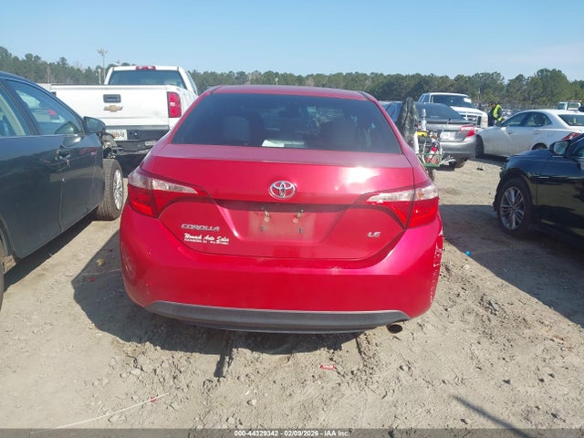 Toyota COROLLA LE 2018 5YFBURHE7JP759270 Image 17