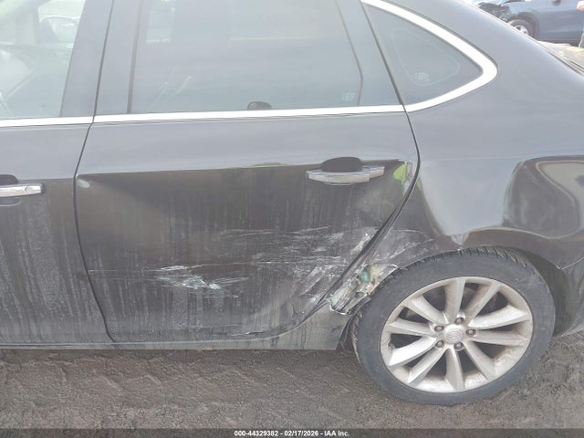 2013 Buick Verano მანქანა იყიდება აუქციონზე, vin: 1G4PP5SKXD4235389, აუქციონის ნომერი: 44329382