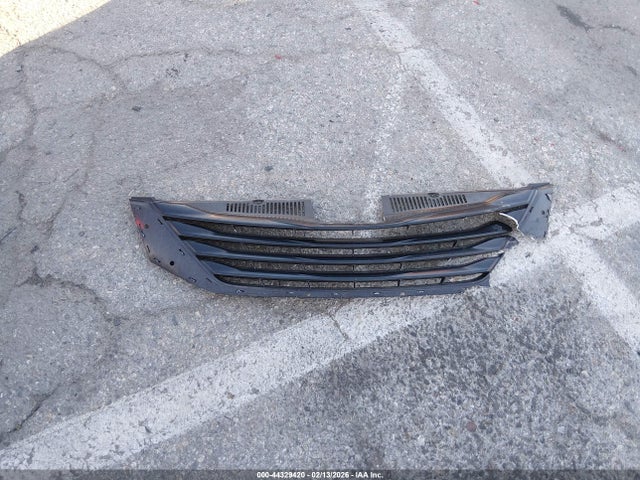 2014 Toyota Sienna Le V6 8 Passenger მანქანა იყიდება აუქციონზე, vin: 5TDKK3DC1ES498707, აუქციონის ნომერი: 44329420