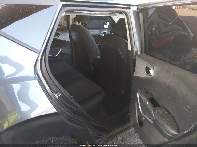 KNDJ23AU7L7104434 KIA SOUL LX