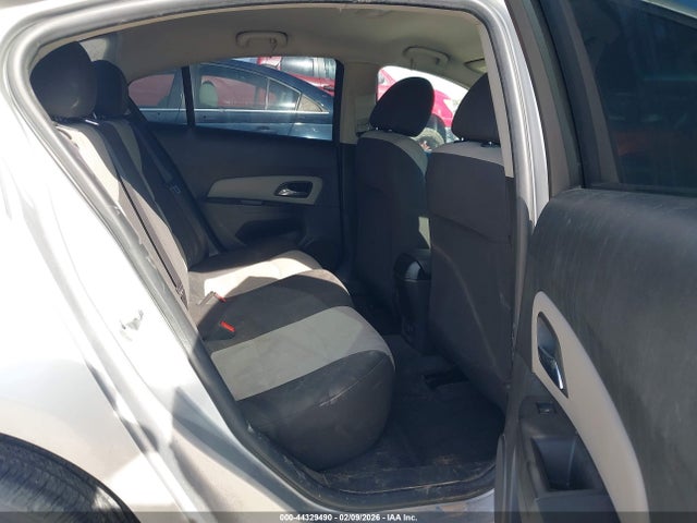 Aukcja sprzedaży 2015 Chevrolet Cruze Ls Auto, vin: 1G1PA5SG1F7235809, numer aukcji: 44329490