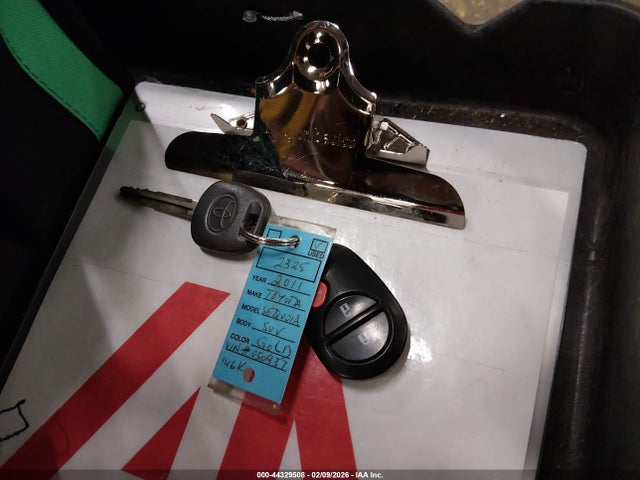 2011 TOYOTA SEQUOIA 5TDBY5G13BS050937 Photo 10