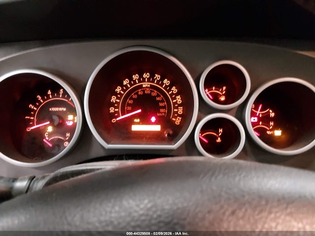 2011 TOYOTA SEQUOIA 5TDBY5G13BS050937 Photo 6