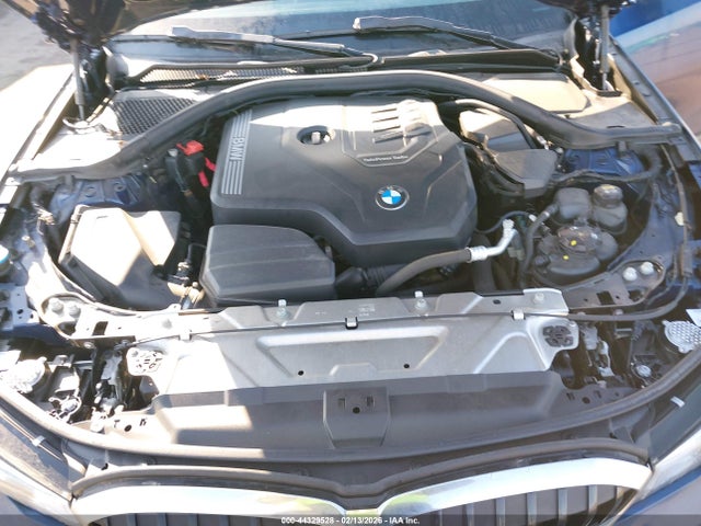 3MW5R7J00M8B98607 BMW 330i Xdrive