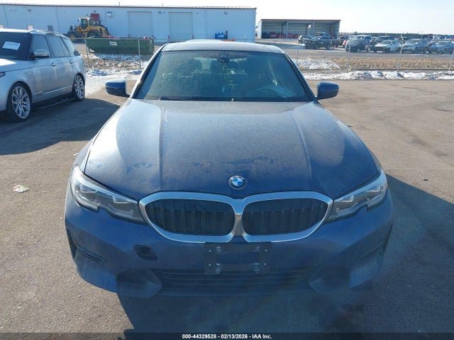 3MW5R7J00M8B98607 BMW 330i Xdrive