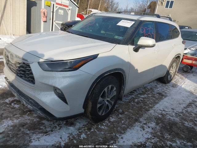 2024 TOYOTA HIGHLANDER 5TDKDRBHXRS565726 Photo 1