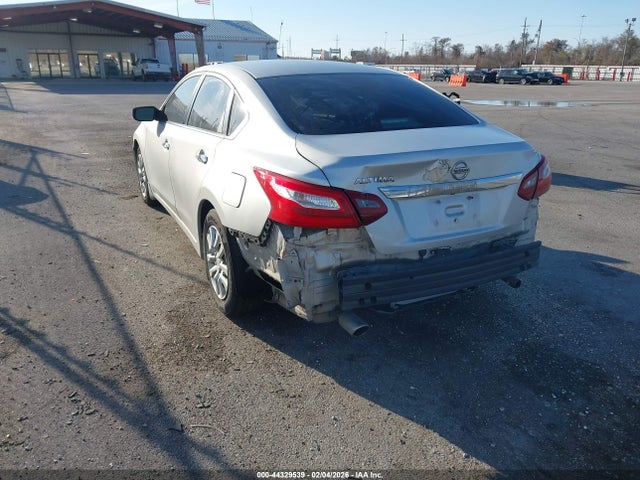 1N4AL3AP0JC161303 Nissan Altima 2.5 S