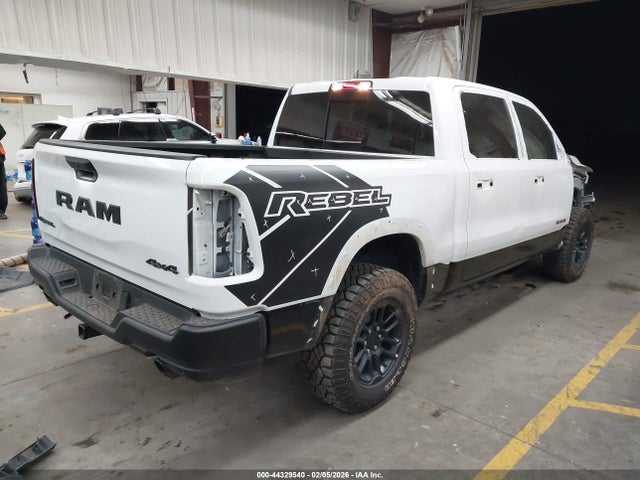 2025 RAM 1500 1C6SRFLP9SN706469 Photo 3