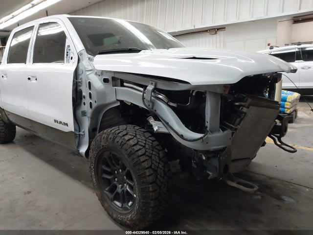 2025 RAM 1500 1C6SRFLP9SN706469 Photo 5