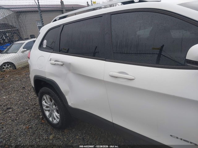 2021 Jeep Cherokee Latitude 4x4 მანქანა იყიდება აუქციონზე, vin: 1C4PJMCB7MD154445, აუქციონის ნომერი: 44329567