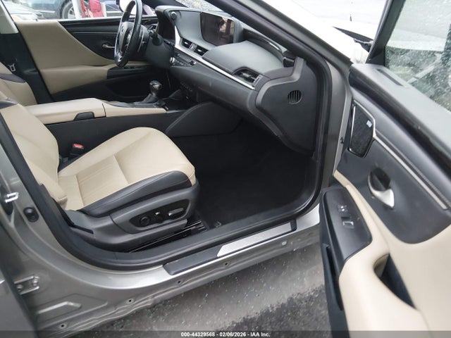 2021 Lexus Es 350 Ultra Luxury მანქანა იყიდება აუქციონზე, vin: 58AFZ1B14MU108572, აუქციონის ნომერი: 44329568