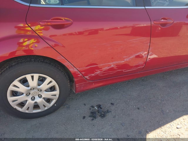 44329605 :رقم المزاد ، 1YVHZ8BH3B5M23682 vin ، 2011 Mazda Mazda6 I Sport مزاد بيع