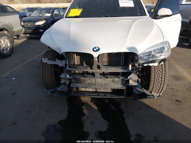 2016 BMW X5 5UXKR0C53G0S92077 Photo 5
