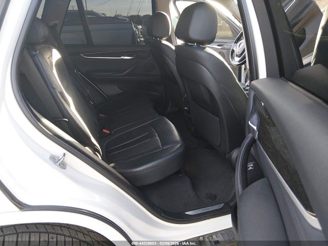 2016 BMW X5 5UXKR0C53G0S92077 Photo 7