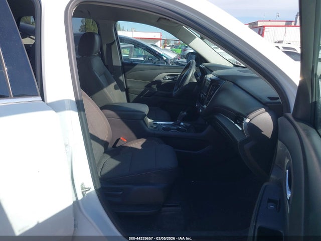 Chevrolet Traverse Ls 2019 1GNERFKW2KJ173412 Image 5