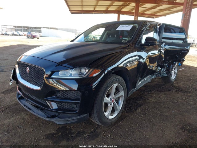 Jaguar F-pace 30t Premium 2018 SADCJ2GX9JA236784 Image 2