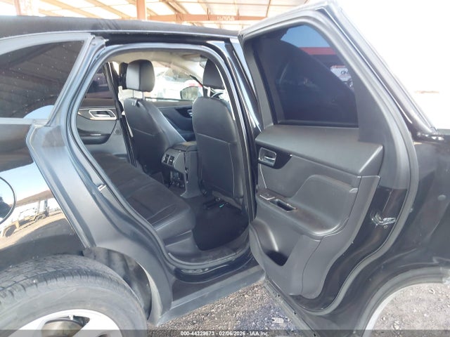 Jaguar F-pace 30t Premium 2018 SADCJ2GX9JA236784 Image 8