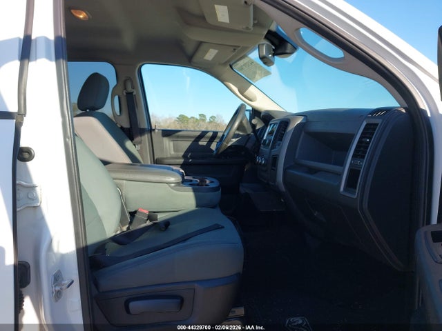 Продажа на аукционе авто 2017 Ram 2500 Tradesman  4x4 8' Box, vin: 3C6UR5HJ3HG571305, номер лота: 44329700