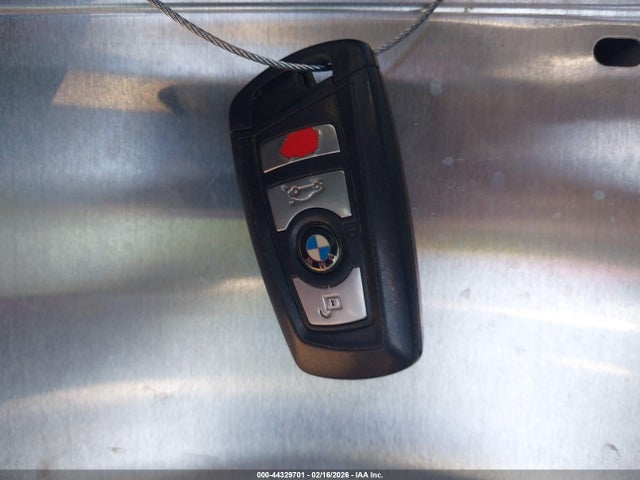 2016 BMW 320I WBA8E1G56GNU10808 Photo 10