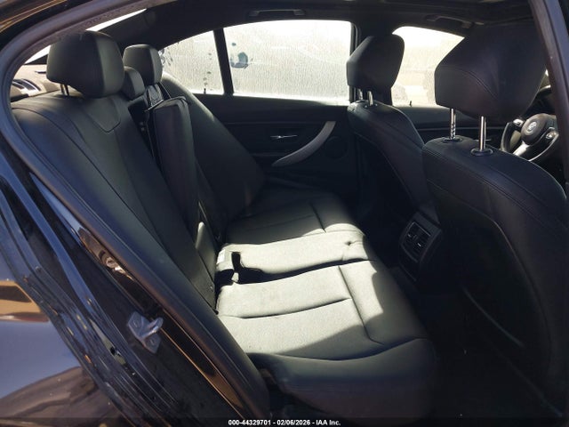 2016 BMW 320I WBA8E1G56GNU10808 Photo 7