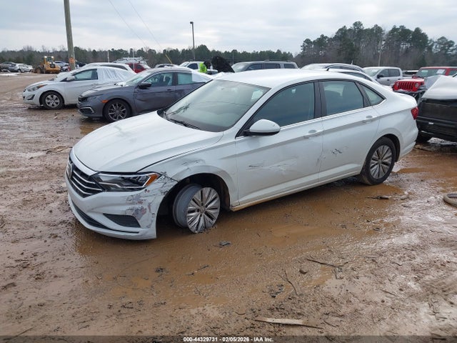 Aukcja sprzedaży 2019 Volkswagen Jetta 1.4t R-line/1.4t S/1.4t Se, vin: 3VWCB7BUXKM130039, numer aukcji: 44329731