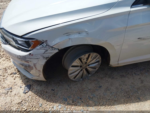 Aukcja sprzedaży 2019 Volkswagen Jetta 1.4t R-line/1.4t S/1.4t Se, vin: 3VWCB7BUXKM130039, numer aukcji: 44329731