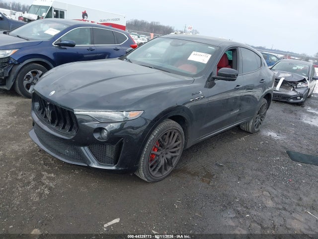 ZN661ZUM3NX402763 Maserati Levante Modena S