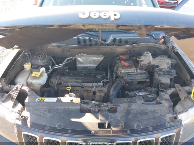 2015 JEEP COMPASS 1C4NJCBAXFD325895 Photo 9