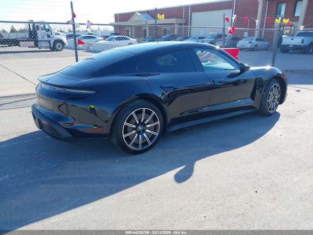 2023 PORSCHE TAYCAN WP0AA2Y1XPSA13589 Photo 3