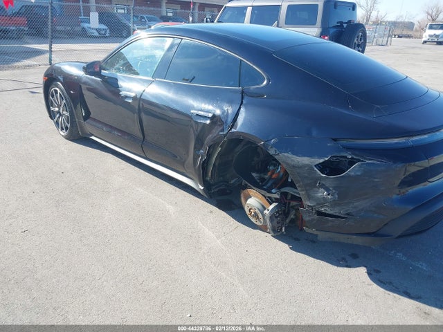 2023 PORSCHE TAYCAN WP0AA2Y1XPSA13589 Photo 5