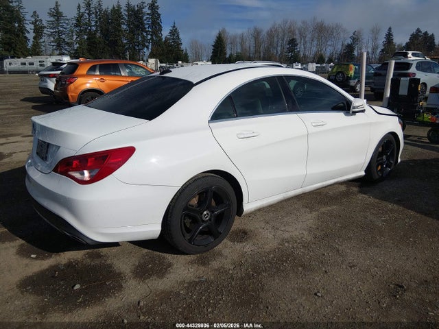 2018 MERCEDES-BENZ CLA 250 WDDSJ4EB8JN646212 Photo 3