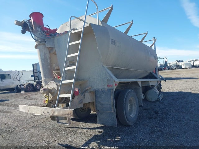 Продажа на аукционе авто 1998 Kenworth Construction T300, vin: 3BKMHD7X2WF791071, номер лота: 44329814