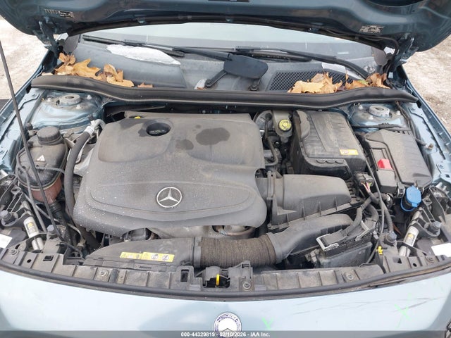 WDCTG4GBXFJ115791 Mercedes-Benz Gla 250 4matic
