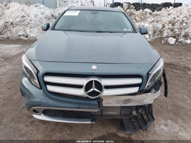 WDCTG4GBXFJ115791 Mercedes-Benz Gla 250 4matic